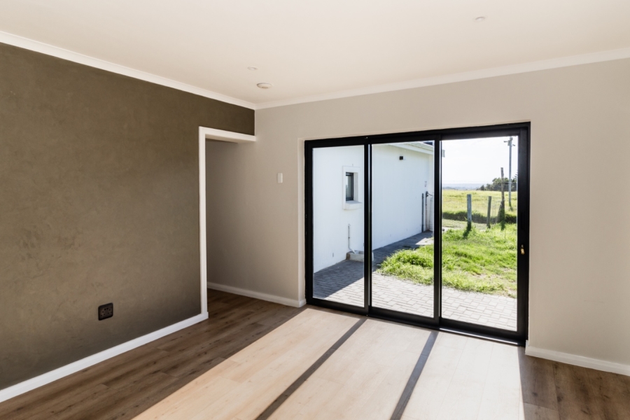 1 Bedroom Property for Sale in Charlo Eastern Cape